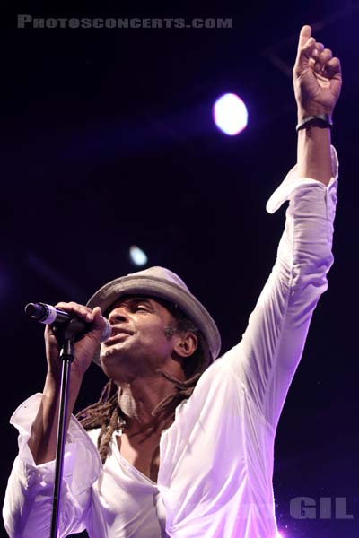 YANNICK NOAH - 2011-05-10 - PARIS - Place de la Bastille - 